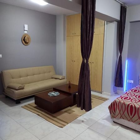 Old Town Studio Apartment Larnaca Exterior photo